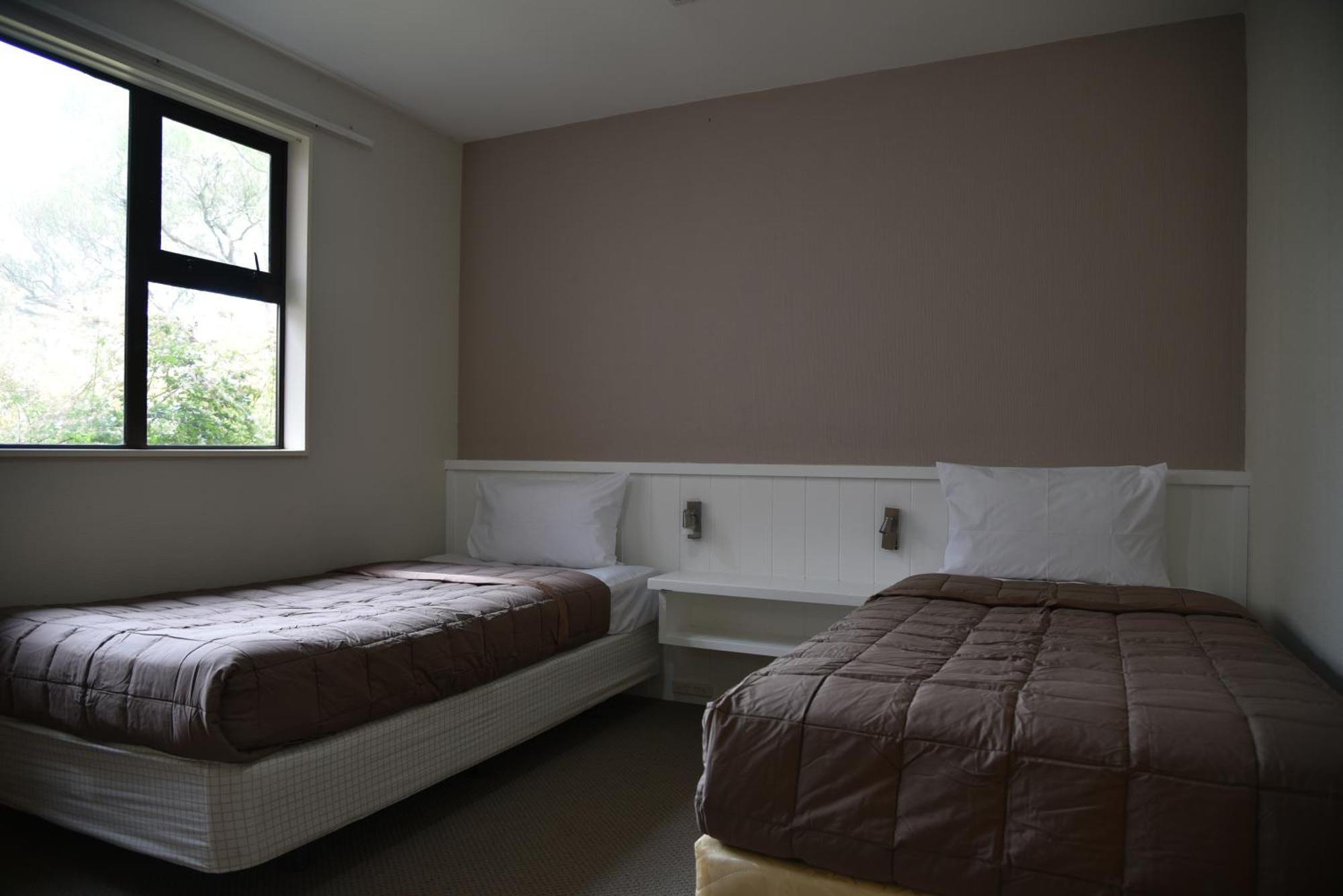 Aotea Lodge Порируа Екстериор снимка