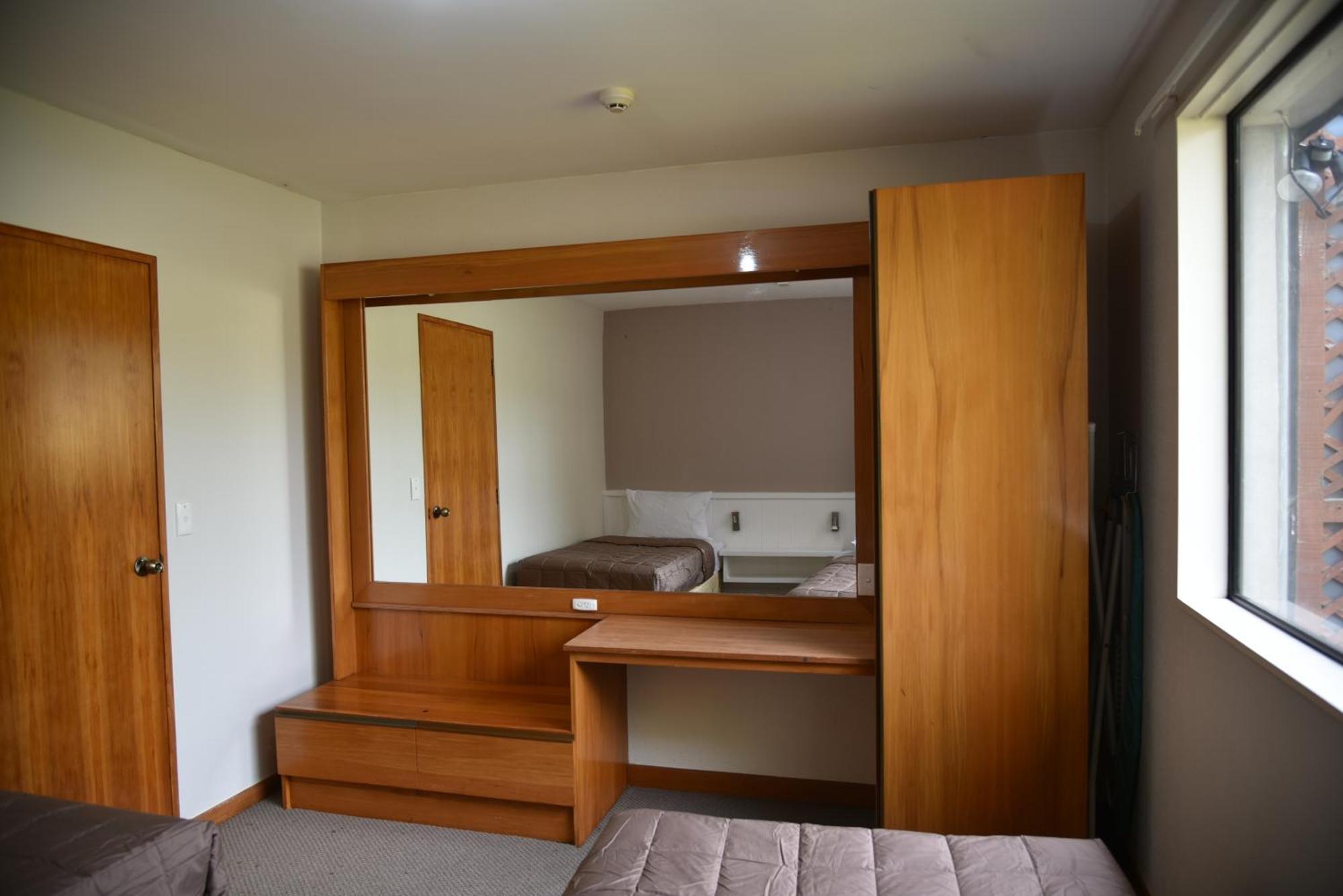 Aotea Lodge Порируа Екстериор снимка