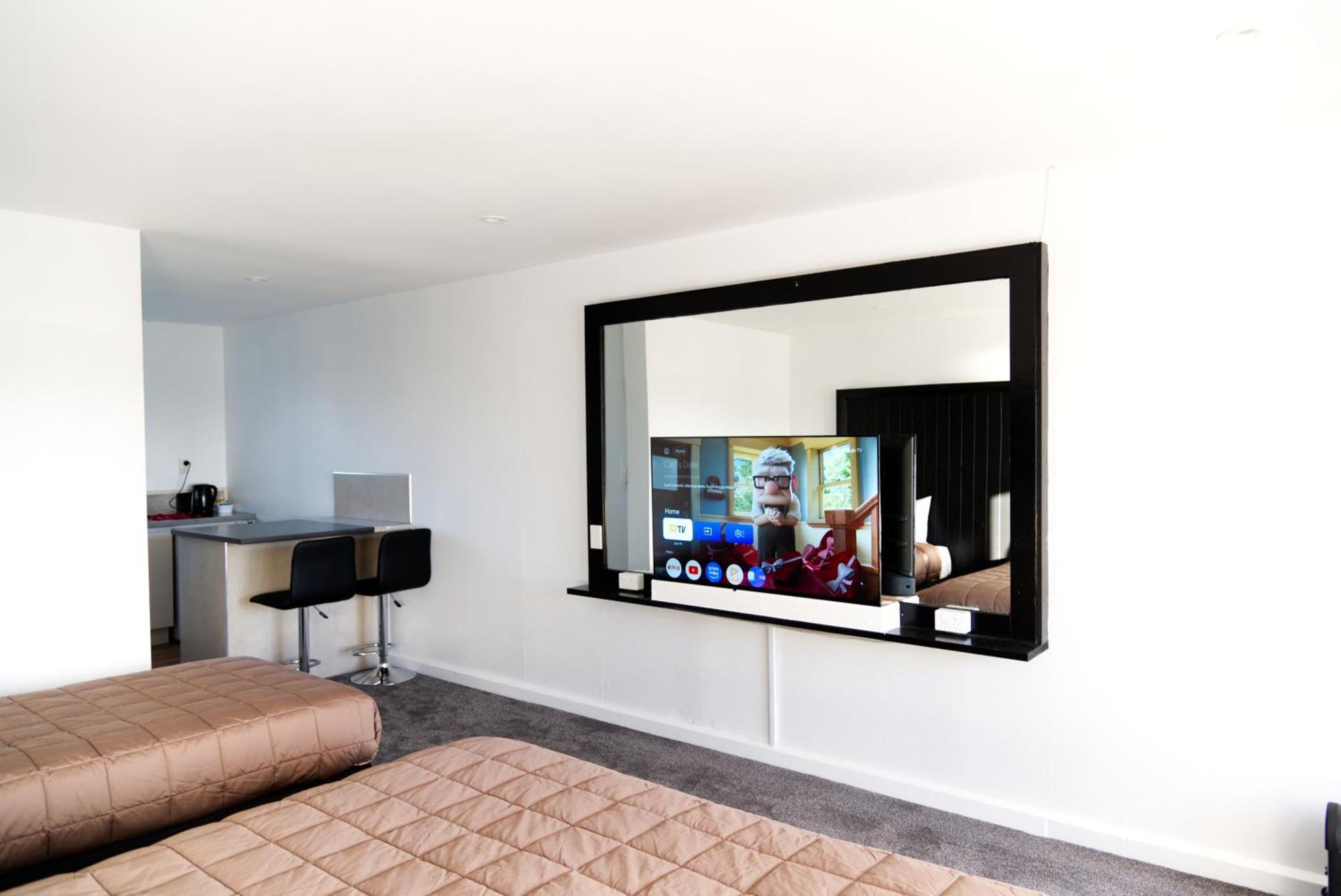 Aotea Lodge Порируа Екстериор снимка