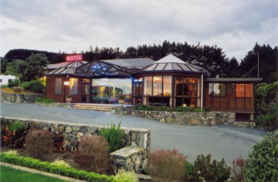 Aotea Lodge Порируа Екстериор снимка
